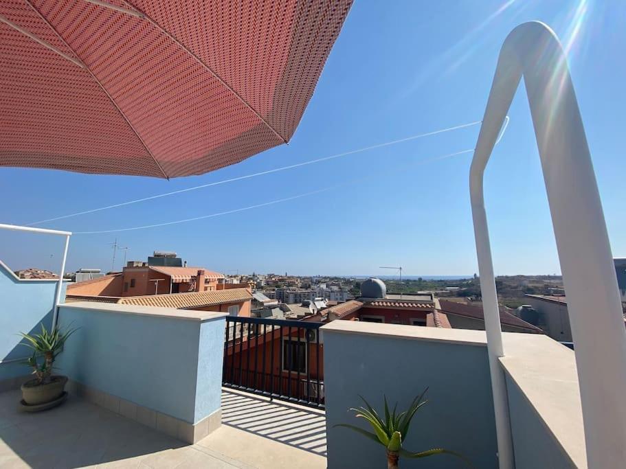 La Terrazza Di Mariel Apartment Пакино Екстериор снимка