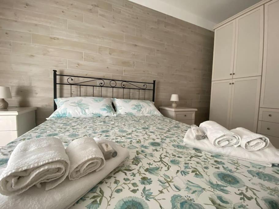 La Terrazza Di Mariel Apartment Пакино Екстериор снимка